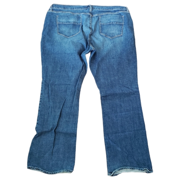 Old Navy Boot cut jean - Picture 2 of 2
